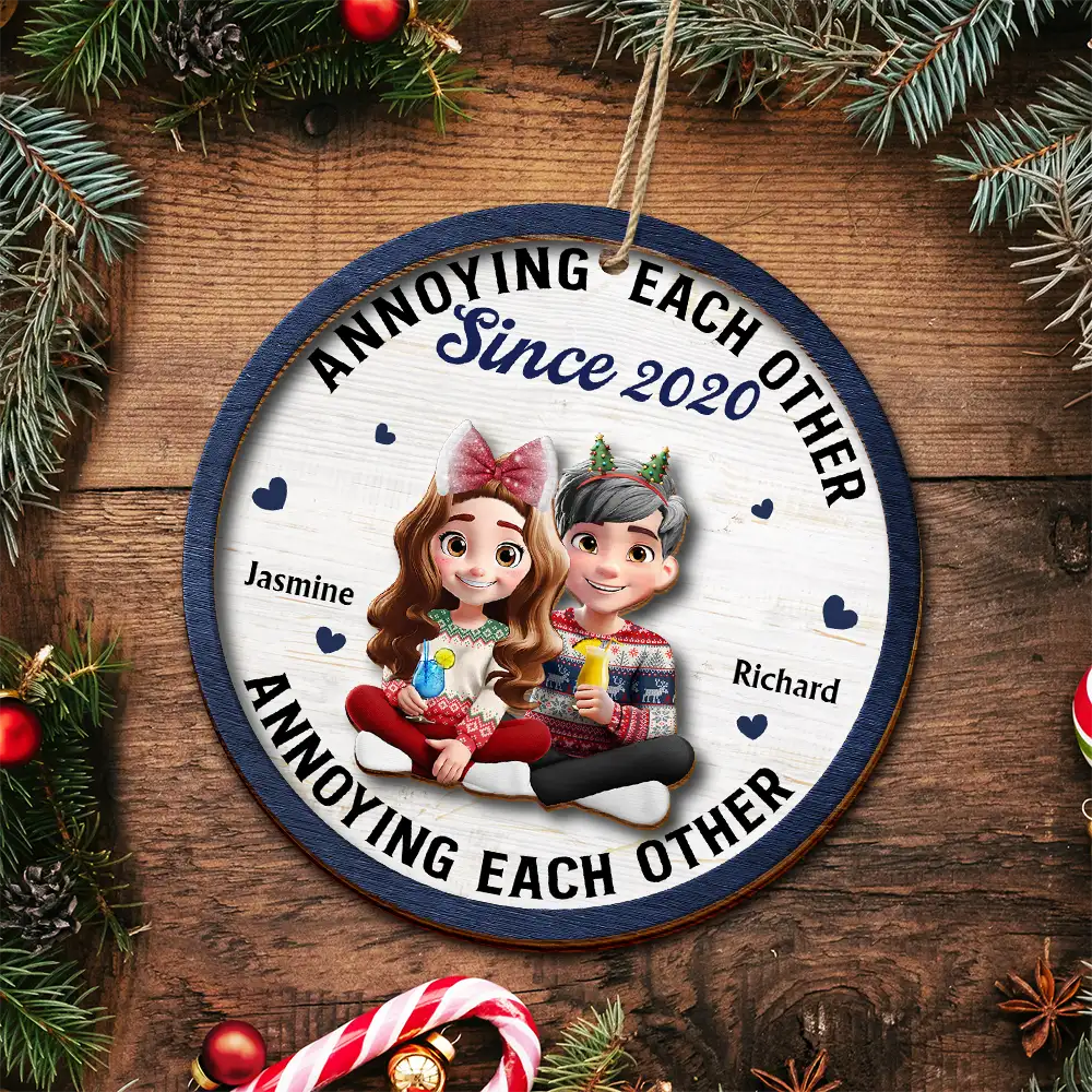 Gift For Husband, Gift For Wife, Gift For Boyfriend, Gift For Girlfriend, Love, Gift For Couples, Christmas - 3D Effect Couple Annoying Each Other - Personalized 2-Layered Wooden Ornament