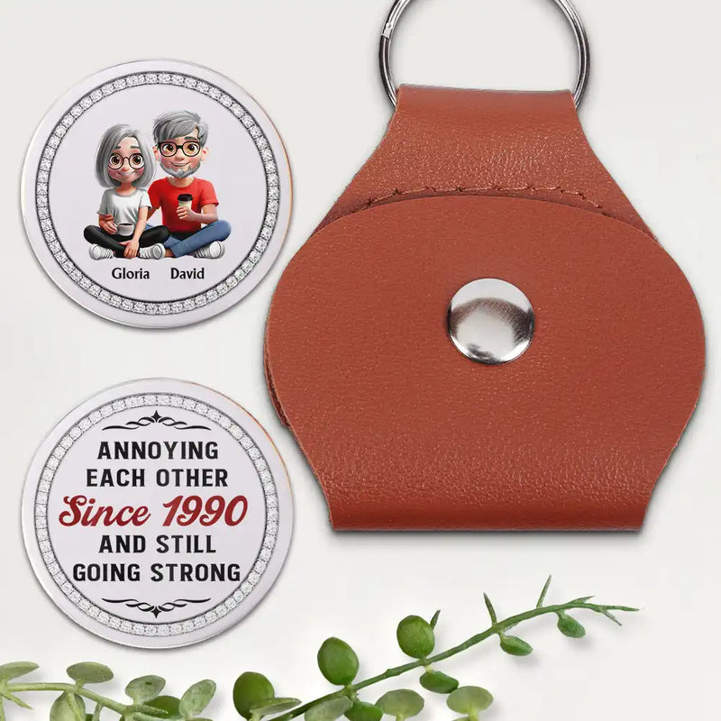 Gift For Couples,Old Couples,Gift For Women,Gift For Men,Gift For Husband,Gift For Wife,Love - 3D Effect Couple Annoying Each Other - Personalized Leather Pocket Hug