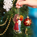 Couple Chibi s'embrassant - Cadeau de Noël pour amoureux, mari, femme, couples - Décoration acrylique découpée personnalisée