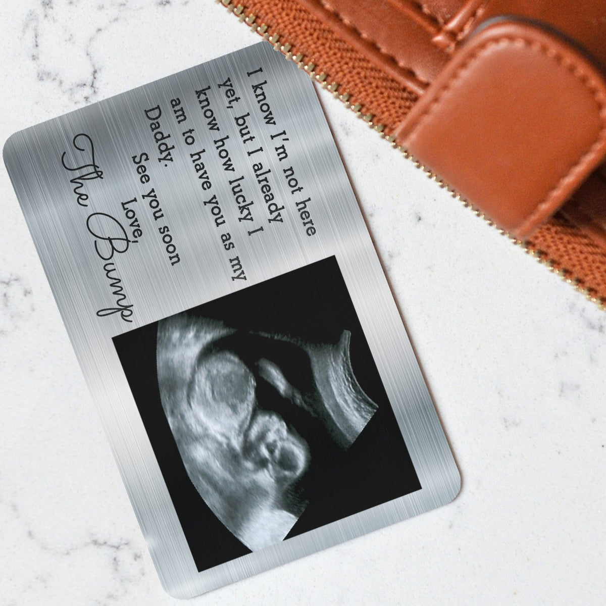 Photo personnalisée Je sais que je ne suis pas encore là - Cadeau pour papa, père, nouveaux parents - Carte portefeuille en aluminium personnalisée