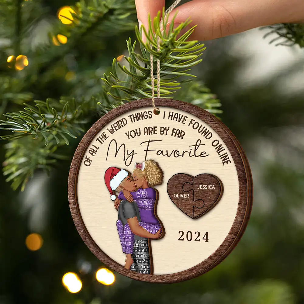 Gift For Couples, Gift For Husband, Gift For Wife, Gift For Boyfriend, Gift For Girlfriend - Of All The Weird Things Kissing Couples - Personalized 2-Layered Wooden Ornament