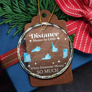 Family,Gift For Sibling,Parents,Gift For Grandparents,Gift For Sisters,Gift For Brothers,Gift For Bestie - Long Distance The Miles Don't Matter Christmas - Personalized Circle Glass Ornament
