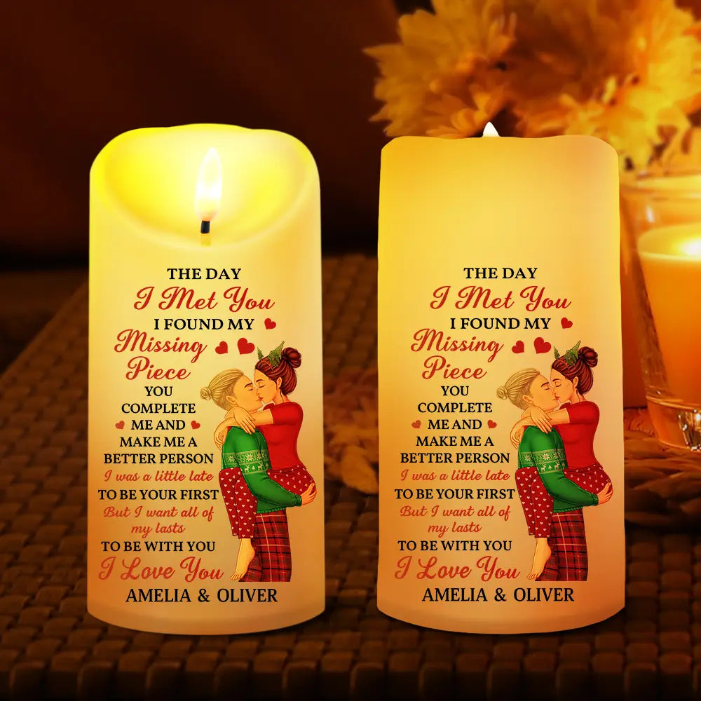 Christmas,Love,Gift For Couples,Gift For Husband,Gift For Wife,Gift For Boyfriend,Gift For Girlfriend,Anniversary - The Day I Met You Kissing Couples - Personalized Flameless LED Candle