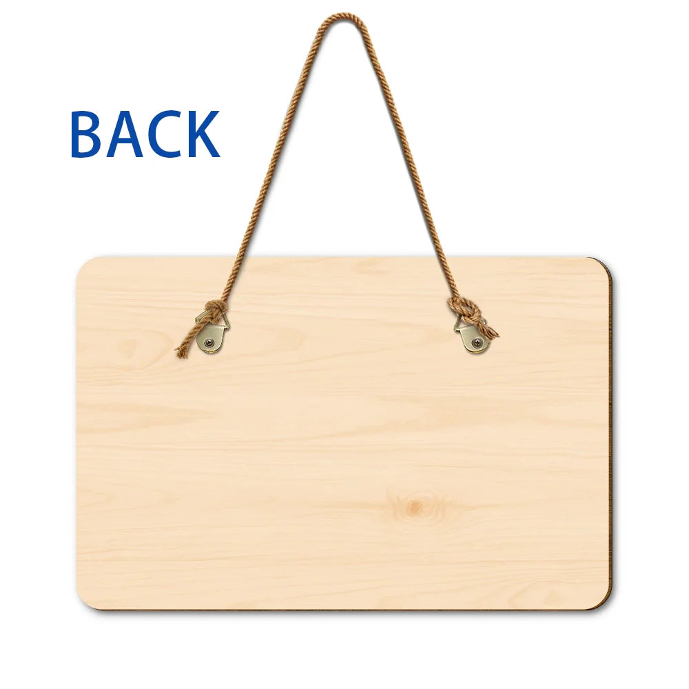 Attention, une folle aux plantes et ses chiens gâtés vivent ici ! Panneau en bois personnalisé. 