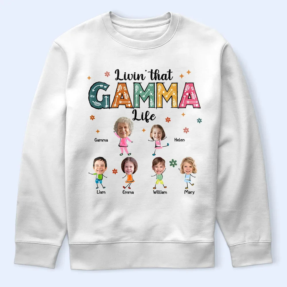 Gift For Grandma,Gift For Mother,Happy,Gift For Wife - Custom Photo Living That Grandma Life Funny Cartoon - Personalized T Shirt