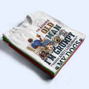 Je suis un vieil homme simple, je suis grincheux et j'aime mes chiens - Cadeau pour les papas de chiens - T-shirt personnalisé