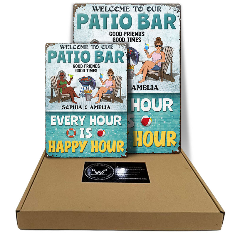 Grillades au bord de la piscine où les voisins écoutent de la bonne musique Couple mari femme - Panneau d'arrière-cour - Panneaux métalliques classiques personnalisés