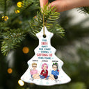 L'arbre n'est pas la seule chose qui s'allume - Cadeau de Noël pour meilleur ami, frère, collègue, meilleur ami - Ornement d'arbre en céramique personnalisé