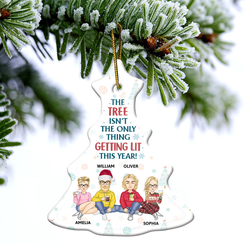 L'arbre n'est pas la seule chose qui s'allume - Cadeau de Noël pour meilleur ami, frère, collègue, meilleur ami - Ornement d'arbre en céramique personnalisé
