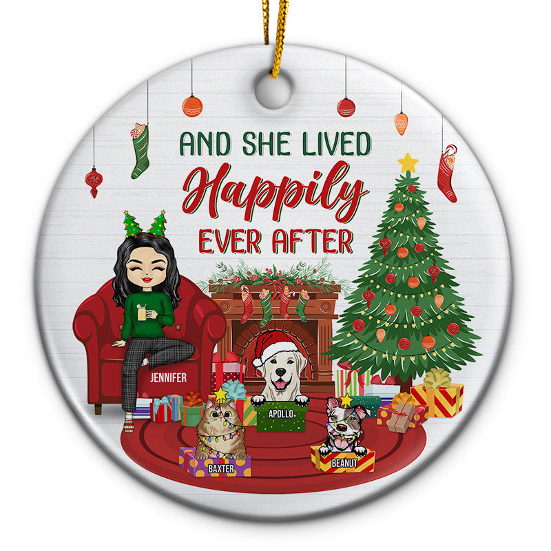 Christmas Cat Dog And She Lived Happily Ever After - Gift For Christmas And Pet Lovers - Personalized Custom Circle Ceramic Ornament