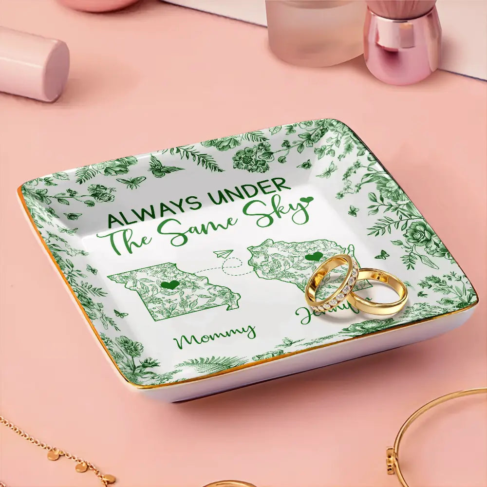 Gift For Mother,Mom - Children,Long Distance,Happy - Always Under The Same Sky Toile Pattern - Personalized Ring Dish