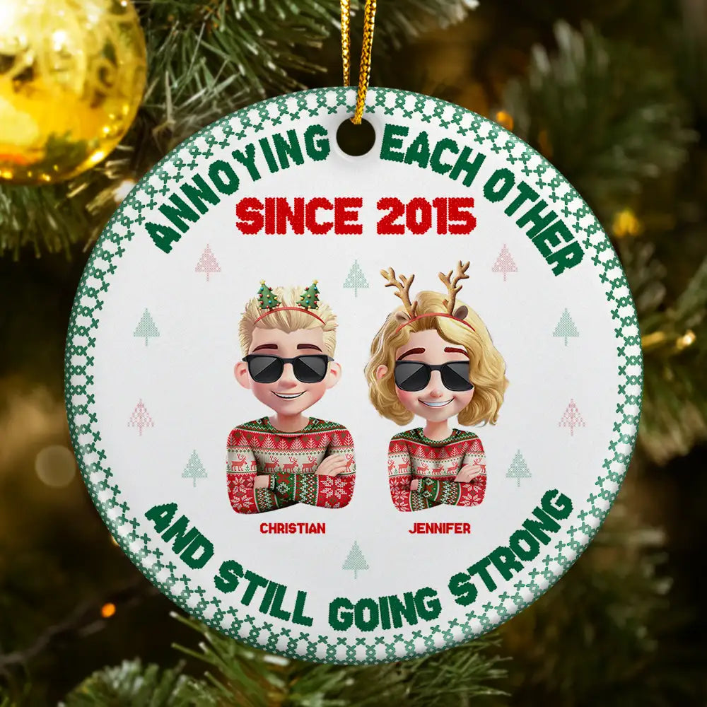 Annoying Each Other 3D Effect Couple Crossed Arms - Personalized Circle Ceramic Ornament