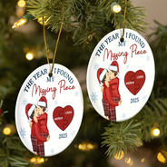 Love,Christmas,Gift For Wife,Gift For Husband,Gift For Couples,Gift For Boyfriend,Gift For Girlfriend - The Year I Found My Missing Piece Kissing Couple - Personalized Circle Ceramic Ornament