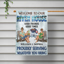 Grillades au bord de la piscine Écoutez de la bonne musique Couple Mari Femme - Drapeau personnalisé