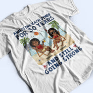 Couple s'ennuyant mutuellement à la plage - Cadeau pour couple - T-shirt personnalisé