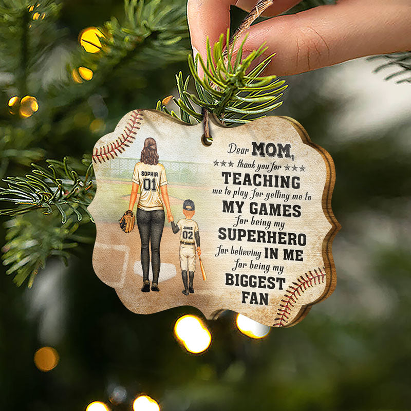 Baseball Chère maman, merci de m'avoir appris - Cadeau de Noël pour maman - Décoration en bois personnalisée