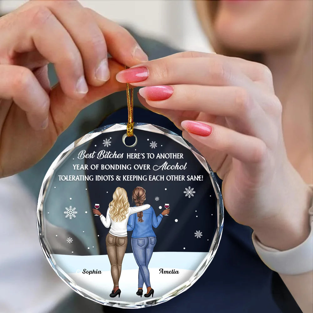 Gift For Bestie, Old Best friends, Gift For Sisters, Happy, Christmas - Best Friends Here's To Another Year Of Us - Personalized Circle Glass Ornament