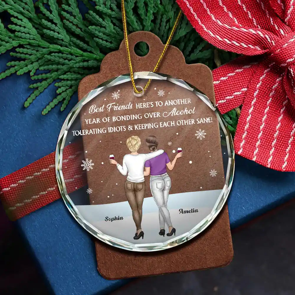 Gift For Bestie, Old Best friends, Gift For Sisters, Happy, Christmas - Best Friends Here's To Another Year Of Us - Personalized Circle Glass Ornament