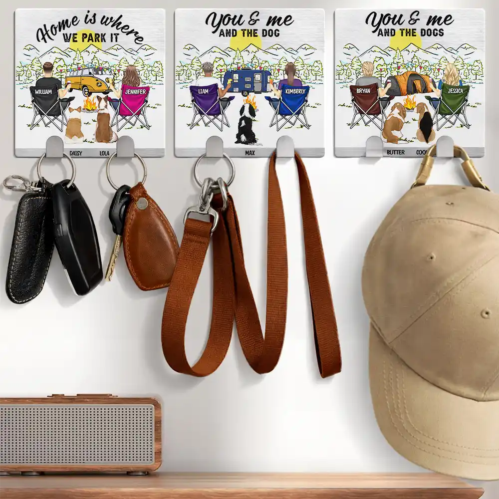 Couple's Hobby,Camping,Pet Couple,Gift For Couples,Happy - Camping Couple You And Me And The Dogs Back - Personalized Mini Key Hook