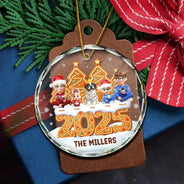 Family,Pet Lovers,Pet Mom,Pet Dad,Pet Couple,Dog Lovers,Dog Couple,Dog Mom,Dog Dad,Cat Lovers,Cat Mom,Cat Dad,Cat Couple,Happy,Christmas - Christmas Family Gingerbread 3D Effect - Personalized Circle Glass Ornament