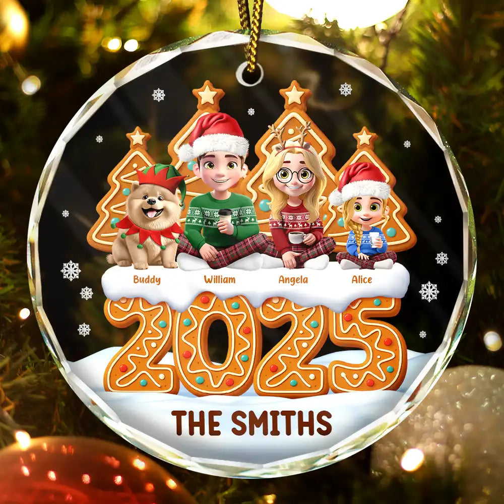 Christmas Family Gingerbread 3D Effect - Personalized Circle Glass Ornament