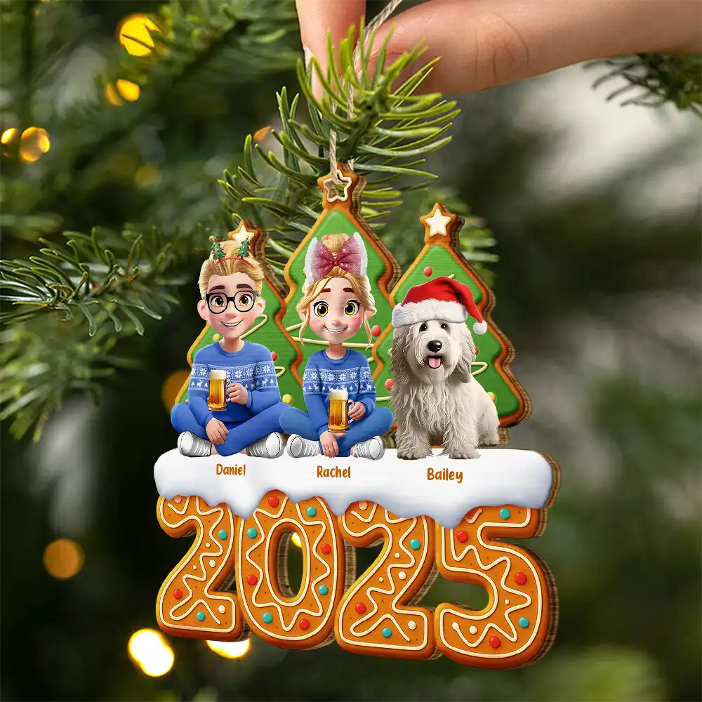 Family,Pet Lovers,Pet Mom,Pet Dad,Pet Couple,Dog Lovers,Dog Couple,Dog Mom,Dog Dad,Cat Lovers,Cat Mom,Cat Dad,Cat Couple,Happy,Christmas - Christmas Family Gingerbread 3D Effect - Personalized Custom Shaped Wooden Ornament