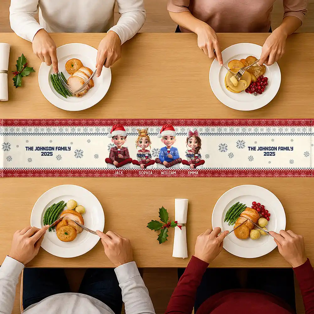Family, Parents, Gift For Grandparents, Happy, Christmas - Christmas Sitting Family - Personalized Table Runner