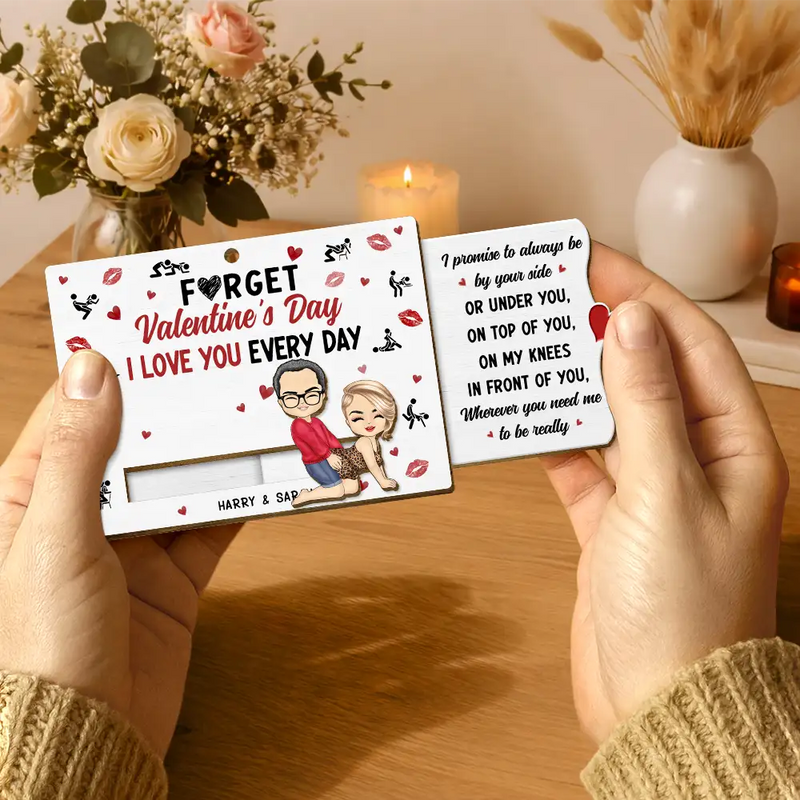 Gift For Couples,Old Couples,Gift For Husband,Gift For Wife,Gift For Boyfriend,Gift For Girlfriend,Love - Couple I Love You Every Day - Personalized Hanging Wooden Slide Card