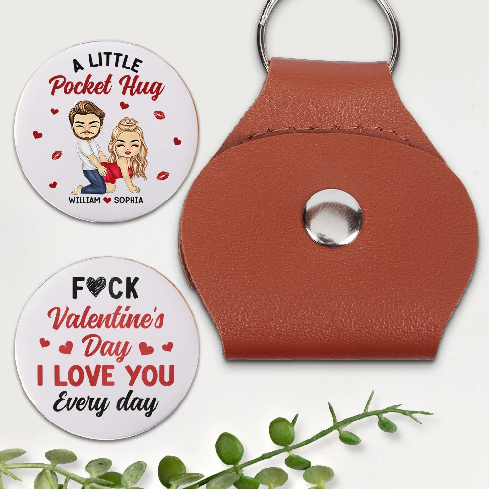 Couple I Love You Every Day - Personalized Leather Pocket Hug