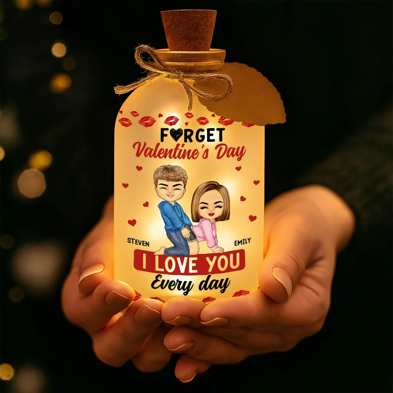 Gift For Couples,Old Couples,Gift For Husband,Gift For Wife,Gift For Boyfriend,Gift For Girlfriend,Love - Couple I Love You Every Day - Personalized Short Bottle Light
