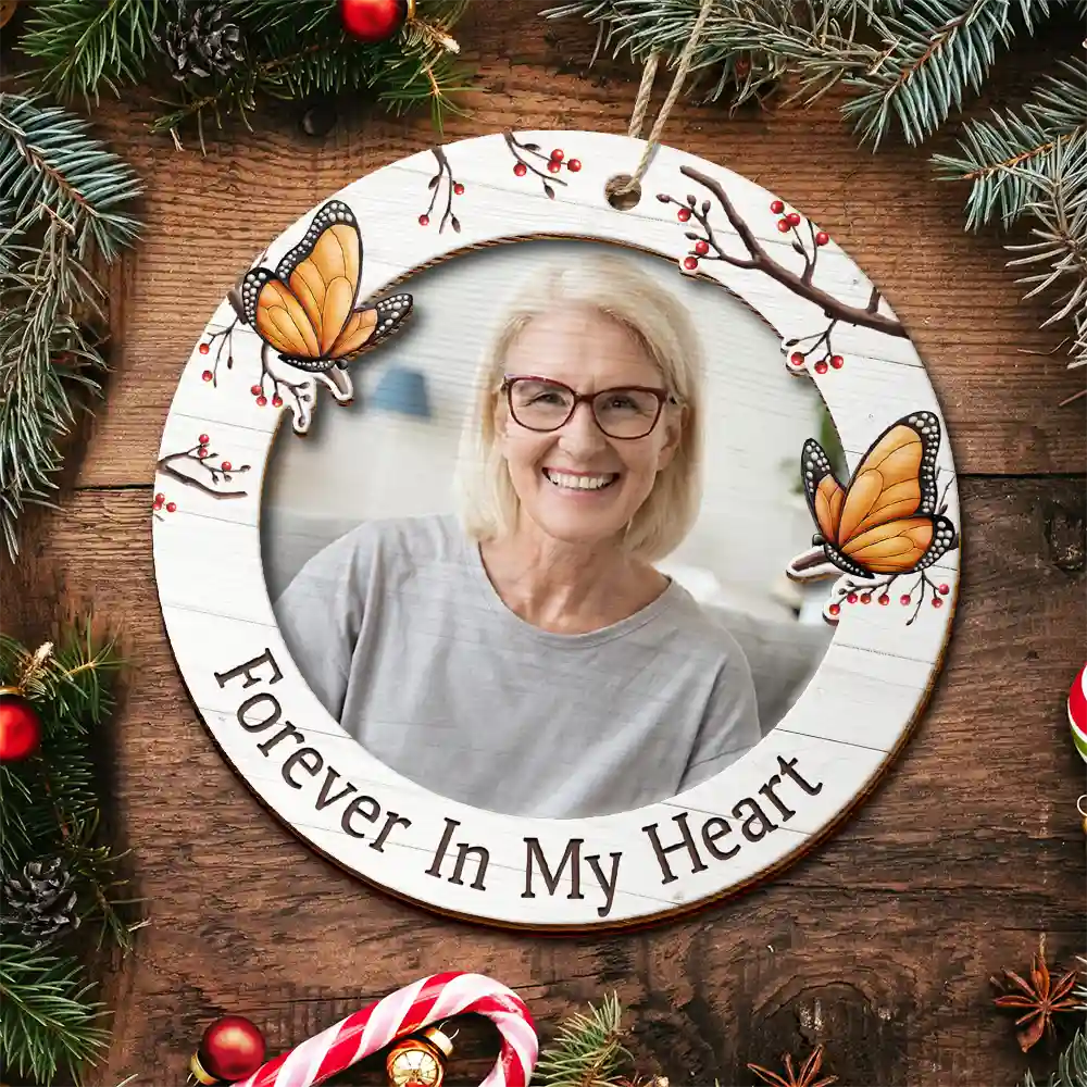Sad,Memorial,Family,Parents,Gift For Grandparents,Christmas - Custom Photo A Hug Sent From Heaven Memorial - Personalized 2-Layered Wooden Ornament