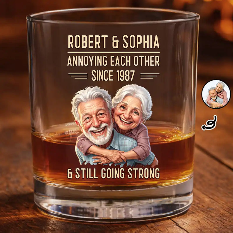 Custom Photo, Art Design, Gift For Couples, Old Couples, Wedding Anniversary, Humorous, Photo - Caricature - Remove BG - Custom Photo Caricature Vintage Annoying Each Other - Personalized Whiskey Glass
