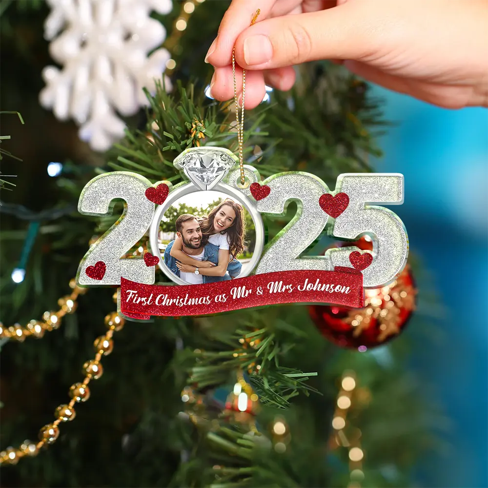 Gift For Couples,Gift For Husband,Gift For Wife,Gift For Boyfriend,Gift For Girlfriend,Married ,Engaged,Anniversary,Wedding Anniversary,Christmas,Custom Photo - Custom Photo First Christmas As Mr. & Mrs. - Personalized Custom Shaped Acrylic Ornament