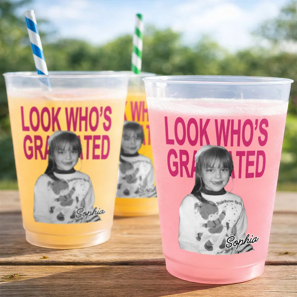 Graduation,Happy,Photo,Proud - Custom Photo Look Who's Graduated Vintage Portrait - Personalized Frosted Cups