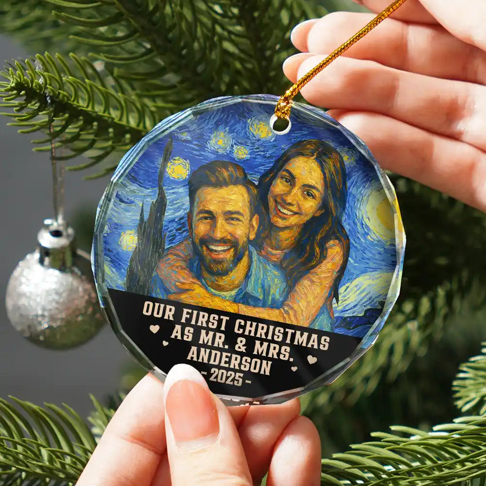 Old Couples, Gift For Couples, Gift For Husband, Gift For Wife, Gift For Boyfriend, Gift For Girlfriend, Love, Christmas - Custom Photo Our First Christmas Married - Personalized Circle Glass Ornament