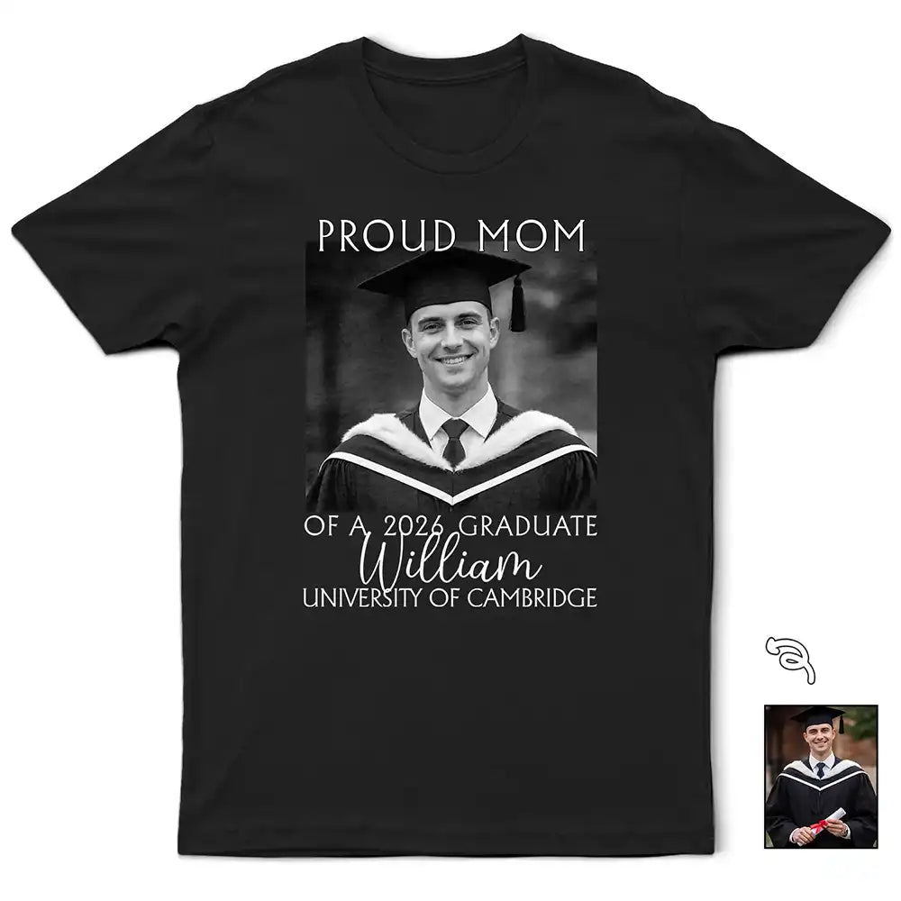 Parents, Gift For Grandparents, Gift For Mother, Gift For Father, Graduation, Custom Photo, Happy - Custom Photo Proud Family Of A 2026 Graduation - Personalized T Shirt
