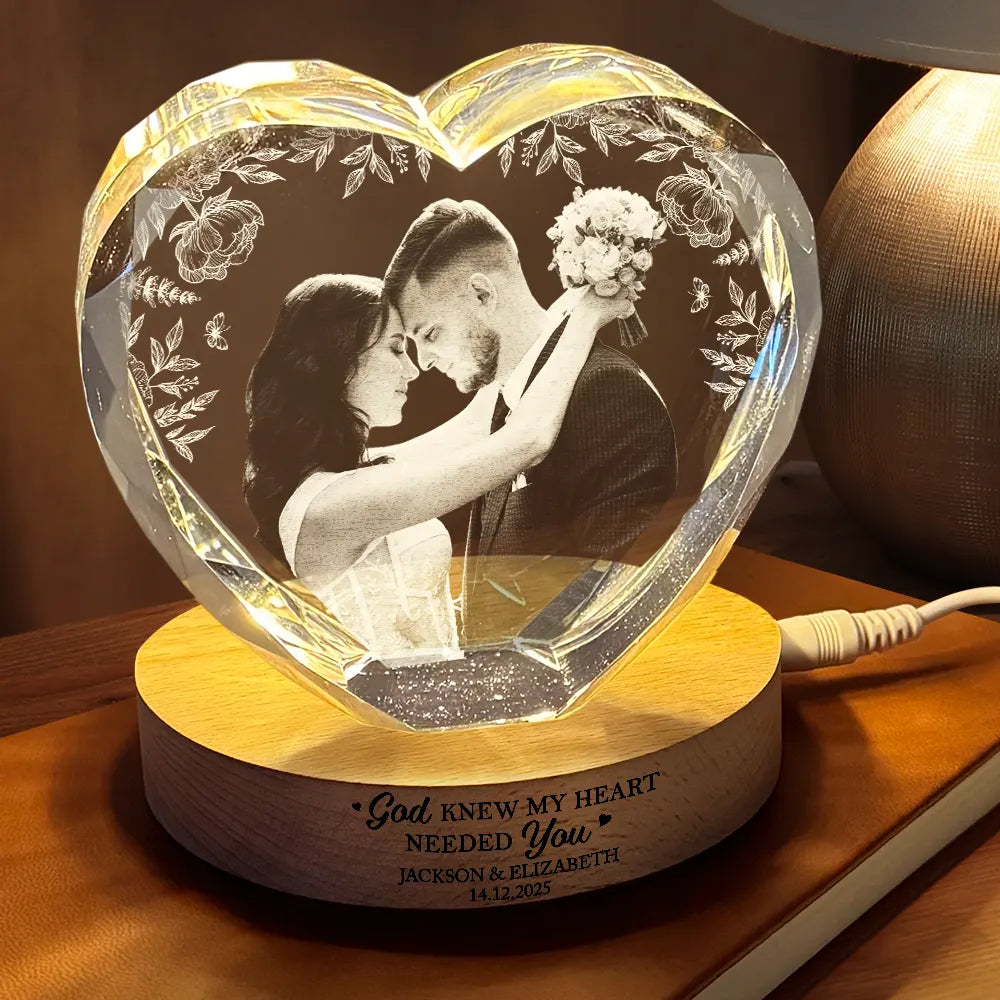 Gift For Couples,Old Couples,Gift For Husband,Gift For Wife,LGBT,Love,Married ,Engaged,Wedding,Wedding Anniversary - Custom Photo The Date We Became Mr & Mrs Wedding Couple - Personalized Crystal Heart Shaped Lamp