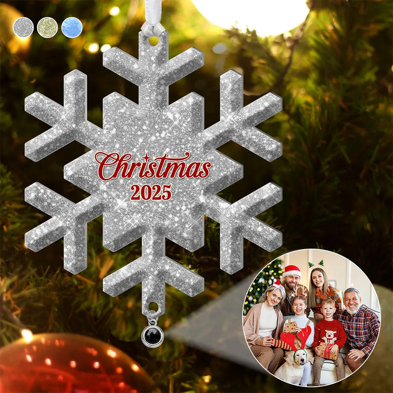 Christmas, Family, Parents, Gift For Grandparents, Happy, Cousin - Custom Photo The Love Between Family Is Forever - Personalized Custom Shaped Photo Projection Ornament