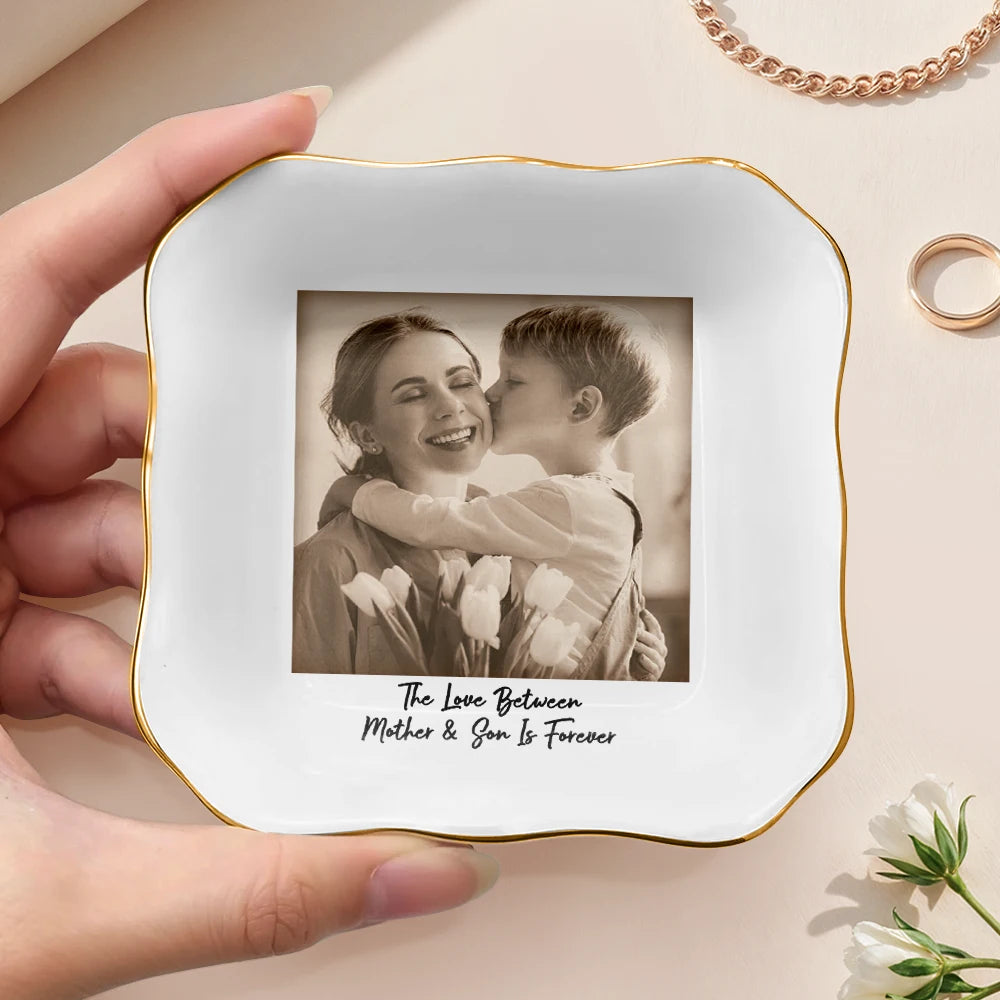 Custom Photo, Gift For Mother, Mom - Children, Happy - Custom Photo The Love Between Mother & Daughter - Personalized Ring Dish
