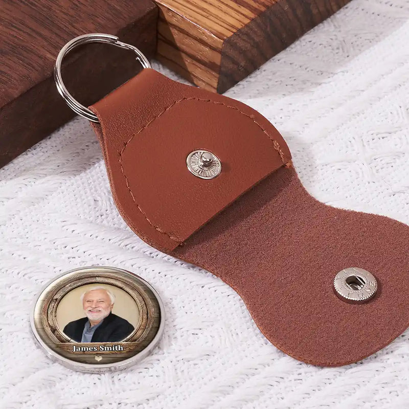 Custom Photo, Memorial, Love, Family, Parents, Gift For Grandparents - Custom Photo When You Really Miss Me I Am Sending You My Hug - Personalized Leather Pocket Hug