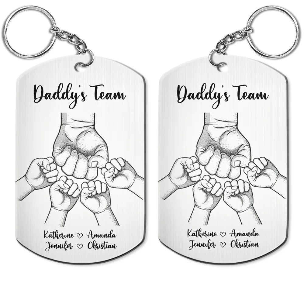 Porte-clés personnalisé en aluminium « Daddy's Team Fist Bump »