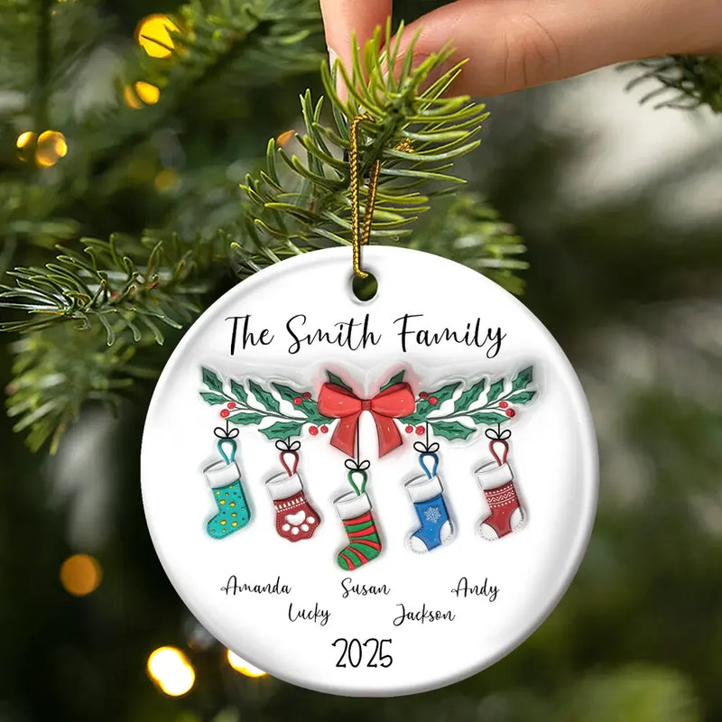 Chaussette de Noël familiale - Ornement imprimé effet gonflé 3D, ornement en céramique circulaire personnalisé 