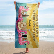 Et elle vécut heureuse pour toujours - Cadeau d'anniversaire pour les amoureux de la plage et des voyages - Serviette de plage personnalisée