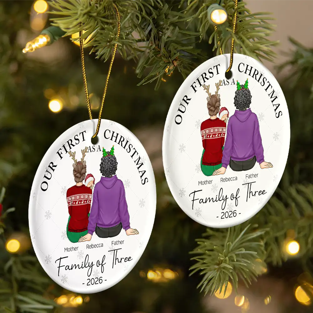 First Christmas As A Family Of Three New Parents - Personalized Circle Ceramic Ornament