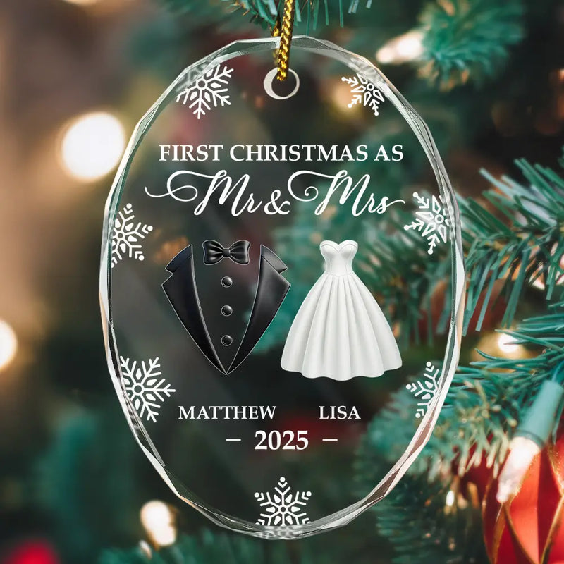 Christmas,Gift For Couples,Gift For Husband,Gift For Wife,Gift For Boyfriend,Gift For Girlfriend,Love - First Christmas As Married Couples - Personalized Oval Glass Ornament