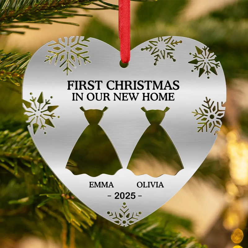 Gift For Couples, Wedding Anniversary, Happy, Christmas - First Christmas As Married Couples Snowflake Heart - Personalized Metal Ornament