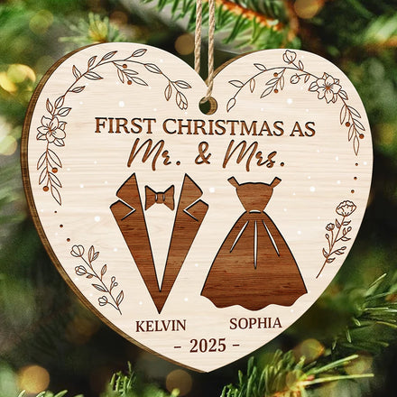 Premier Noël en couple marié - Décoration en bois personnalisée 