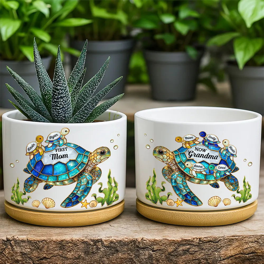 Gift For Grandma,Grandma - Grandkids,Gift For Mother,Beach,Happy,Non-Eng,Icon,Grateful - First Mom Now Grandma Turtle - Personalized Ceramic Plant Pot