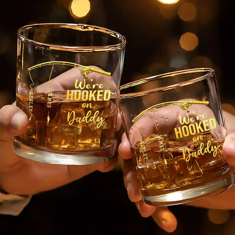 Gift For Father,Gift For Grandpa,Happy,Fishing,Non-Eng,Proud - Fishing We Are Hooked On Daddy - Personalized Whiskey Glass