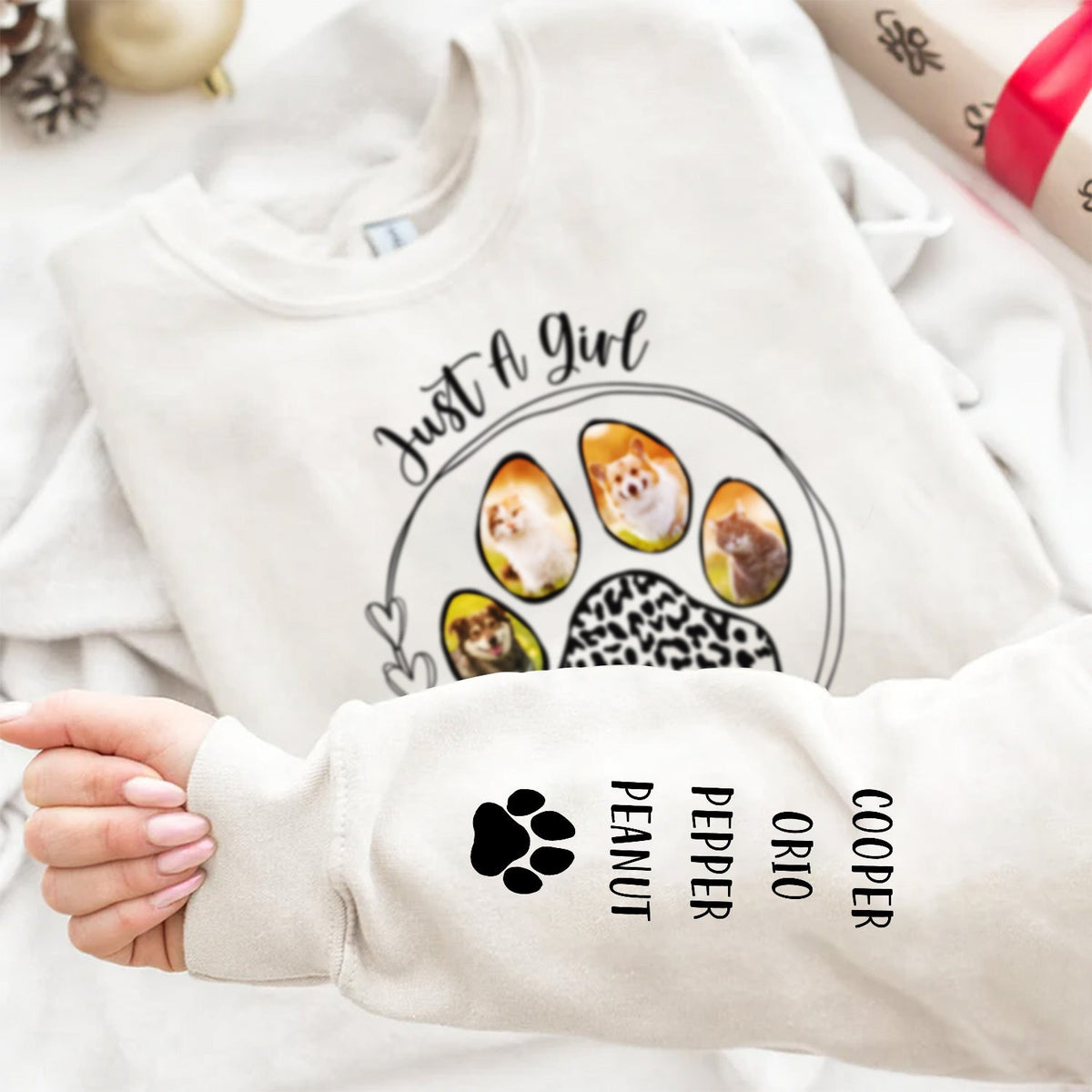 Photo personnalisée « Juste une fille qui aime les chiens » - Cadeau pour les amoureux des chiens - Sweat-shirt personnalisé avec empreinte sur la manche